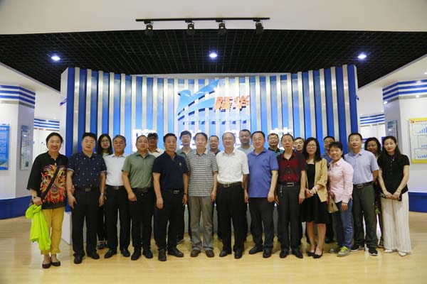 產(chǎn)研學(xué)交流：中科院院士、中國海洋大學(xué)教授馮士筰一行到隆華參觀考察